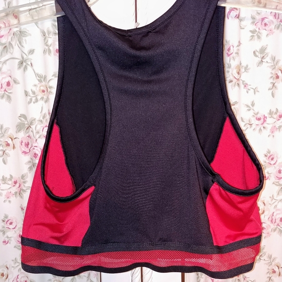 Top - Picture 4 of 6